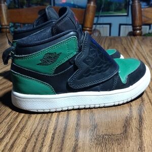 Kids Sky Jordan 1 Sneakers